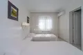 Villa de 4 dormitorios 300 m² Alfaz del Pi, Španjolska