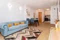Mieszkanie 3 pokoi 80 m² w Torrevieja, Hiszpania