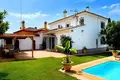 Haus 5 Schlafzimmer 279 m² Dos Hermanas, Spanien
