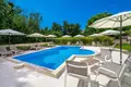 Hotel 360 m² Omisalj, Kroatien