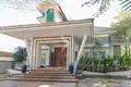 3 bedroom villa 600 m² Siem Reap, Cambodia