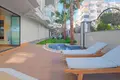 2 bedroom apartment 95 m² Muratpasa, Turkey