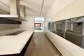 Mieszkanie 6 pokojów 111 m² Nikozja, Cypr