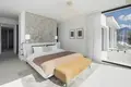 5 bedroom house  Benahavis, Spain