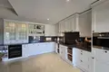 2 bedroom apartment 142 m² Benahavis, Spain
