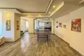 2 bedroom penthouse 140 m² Kestel, Turkey