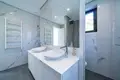 Villa mit 2 Schlafzimmern 185 m² Tivat, Montenegro