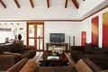Villa de 2 dormitorios 294 m² Pa Tong, Tailandia