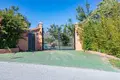 Haus 5 Schlafzimmer 258 m² Dos Hermanas, Spanien