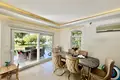 villa de 5 dormitorios 270 m² Tosmur, Turquía