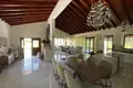 Apartamento 5 habitaciones 350 m² en Moniatis, Chipre