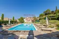 Commercial property 300 m² in Pisa, Italy