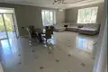 Maison 10 chambres 735 m² Lymanka, Ukraine