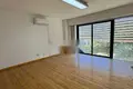 Tienda 1 075 m² en Limasol, Chipre
