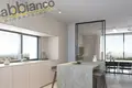 Mieszkanie 3 pokoi 204 m² Limassol District, Cypr
