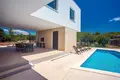 3 bedroom house 300 m² Croatia, Croatia
