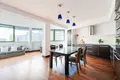 Mieszkanie 3 pokoi 102 m² w Warszawa, Polska