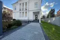 House 10 rooms 500 m² in Warsaw, Poland