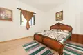 4-Schlafzimmer-Villa 350 m² Radenovici, Montenegro
