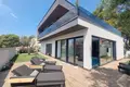 villa de 5 dormitorios 280 m² Pola, Croacia