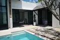 2 bedroom Villa  Choeng Thale, Thailand