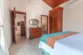 2 bedroom condo 127 m² West End, Honduras