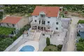 Дом 14 комнат 458 м² Plano, Хорватия