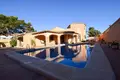 3-Schlafzimmer-Villa 264 m² Denia, Spanien
