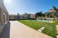 Villa de 4 dormitorios 400 m² Peralada, Španjolska