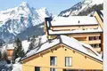 Hotel 720 m² en Schrocken, Austria