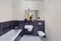 2 room apartment 40 m² in Warsaw, Poland
