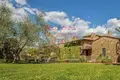 Propriété commerciale 1 000 m² à Florence, Italie