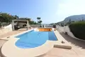 3-Schlafzimmer-Villa 240 m² Calp, Spanien