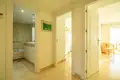 Mieszkanie 3 pokoi 137 m² Dos Hermanas, Hiszpania