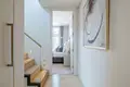 2 bedroom apartment 154 m² in London, United Kingdom
