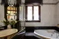 6 bedroom house 706 m² Dos Hermanas, Spain