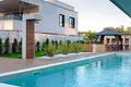4-Schlafzimmer-Villa 320 m² Poreč, Kroatien