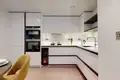 2 bedroom apartment 78 m² in London, United Kingdom
