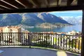2 bedroom apartment 112 m² Dobrota, Montenegro