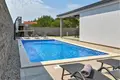 Вилла 3 спальни 145 м² Город Пула, Хорватия