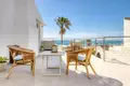 4 bedroom house 242 m² Dos Hermanas, Spain