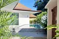 Wohnung 2 Schlafzimmer 221 m² Si Sunthon, Thailand