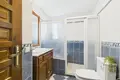 4 bedroom house 118 m² Dos Hermanas, Spain