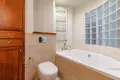 2 bedroom apartment 83 m² Warsaw, Poland