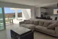 Haus 4 Schlafzimmer 230 m² Dos Hermanas, Spanien