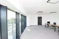 Propiedad comercial 5 habitaciones 98 m² en Rzeszow, Polonia
