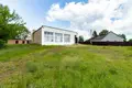 Tienda 100 m² en Saskouski sielski Saviet, Belarús