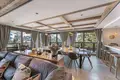 Chalet 5 bedrooms  in Les Allues, France