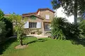 villa de 5 chambres 300 m² en France, France