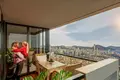 Complejo residencial New residence with swimming pools and a park close to a metro station and highways, Istanbul, Turkey